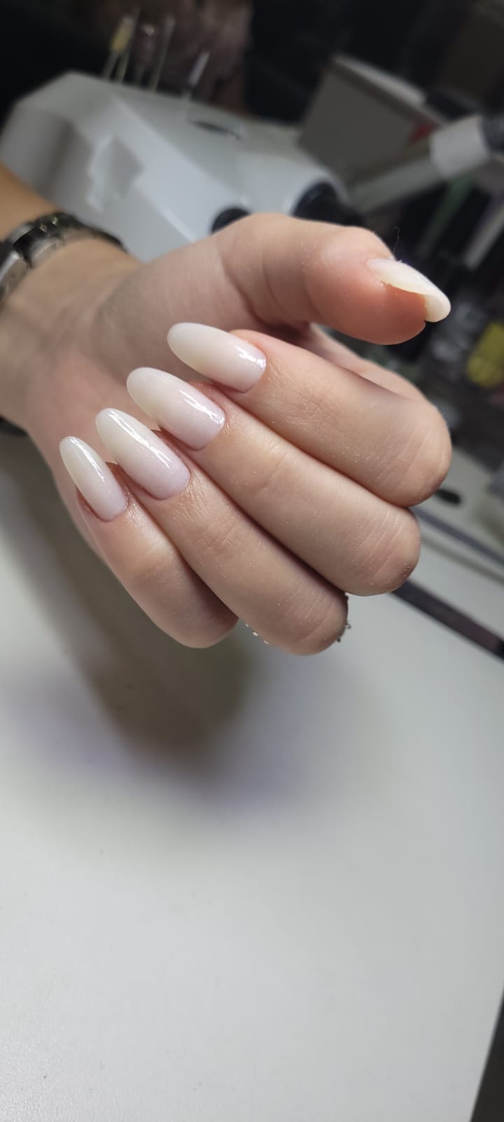 Esmaltação em gel perfeita com brilho duradouro